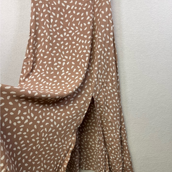 Petal + Pup Brown & White Puff Sleeve Midi Dress | US 4 - Picture 4 of 6